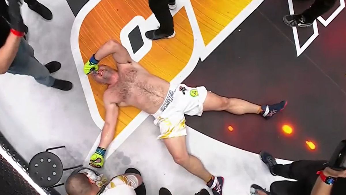 Zdjęcie okładkowe artykułu: YouTube / Clout MMA / Kontuzja Kamila Mindy