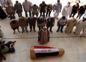 Al Kaida przyznaje się do ataków na więzienia