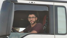 Miał robić w Polsce wielką karierę, a wylądował w budce z kebabem. Dziś ma kilka ciężarówek i znów marzy o igrzyskach