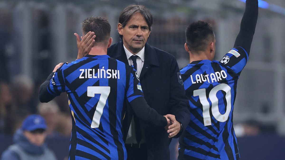 Getty Images / Jonathan Moscrop / Na zdjęciu: Piotr Zieliński, Simone Inzaghi i Lautaro Martinez