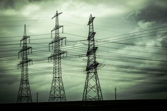 Służebność przesyłu, czyli korzystanie z urządzeń służących do przesyłu energii