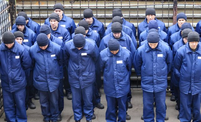 Wyparowały dwie dywizje. Tak Rosjanie uciekają przed walką