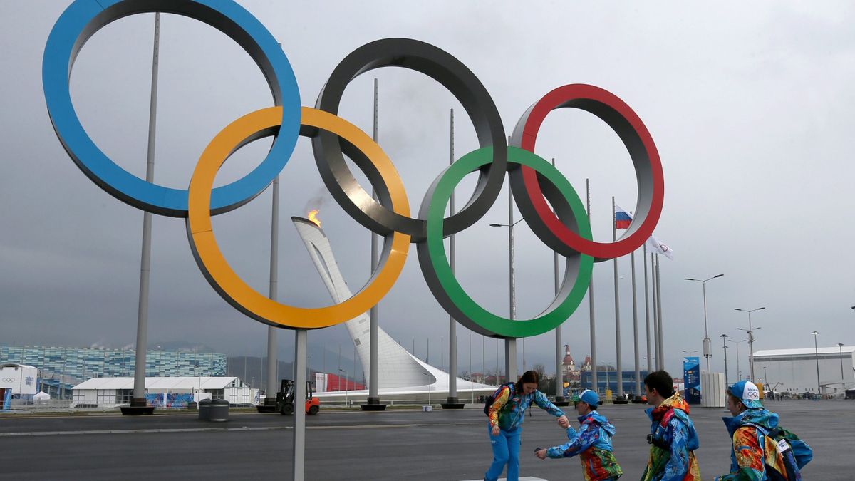  / Na zdjęciu koła olimpijskie