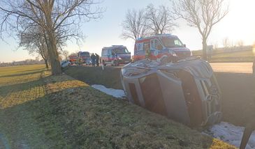 Wypadek w Tragaminie. Ranna kobieta w ciąży i roczne dziecko