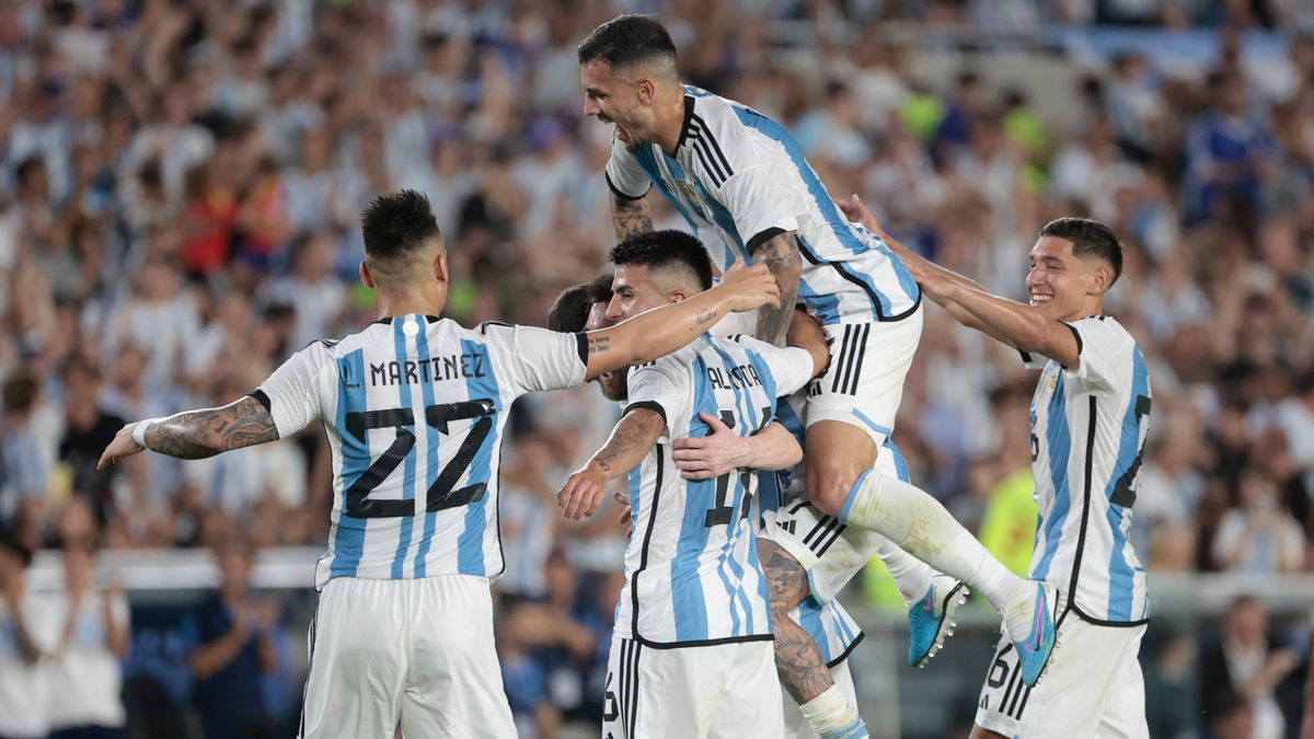 radość piłkarzy reprezentacji Argentyny
