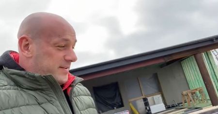 Hardkorowy taras. Budowa u Roberta Burneiki trwa w najlepsze