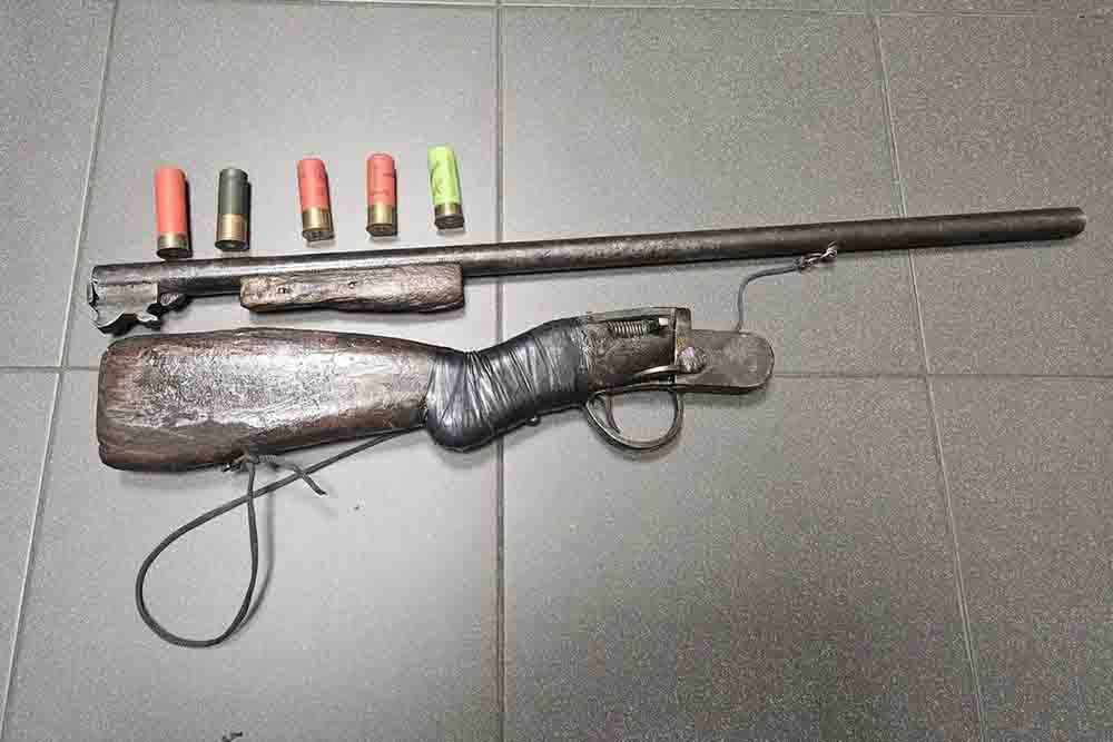 Janów Lubelski: Mężczyzna postrzelił się nielegalną bronią