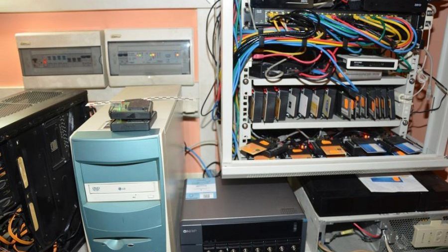 31-latek w swoim domu zbudował prawdziwe studio do udostępniania kanałów telewizyjnych w sieci