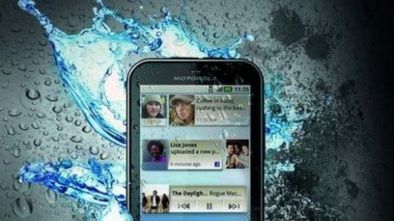 Orange: zostań recenzentem i wygraj Motorolę Defy 1