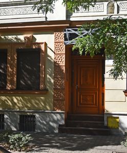 Wynajmował kamienicę od szefa NIK. Grożą mu poważne zarzuty