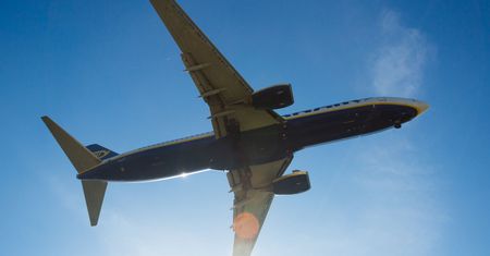 Awaryjne lądowanie samolotu z Krakowa. Podejrzewali, że na pokładzie jest bomba