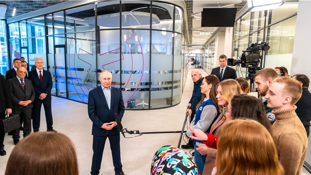 Putin pojawił się w zaskakujących butach