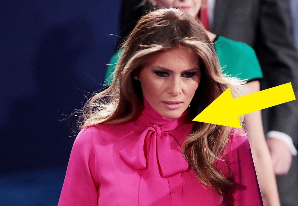 Melania Trump i jej legendarna "pussy bow"