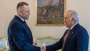 Rosjanin z wizytą u Nawrockiego. "Dostrzegamy wspólnego wroga"