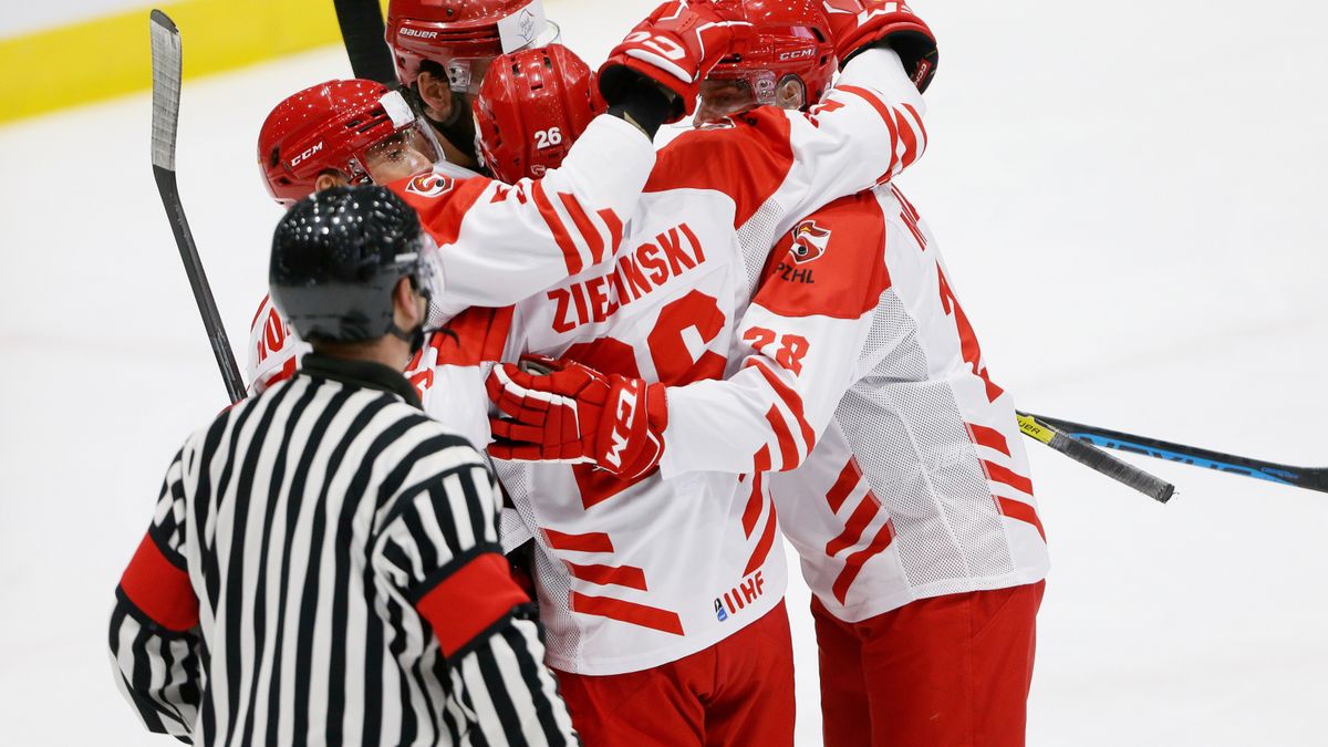 PAP / Jarek Praszkiewicz / Na zdjęciu: hokeiści reprezentacji Polski