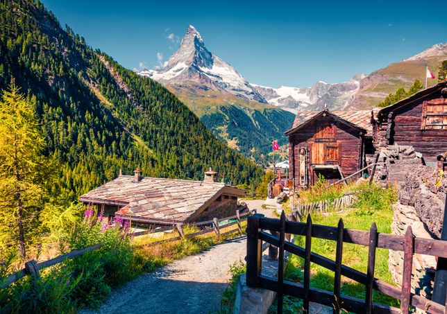 Zermatt u stóp majestatycznej góry Matterhorn