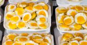 Większość nie wie, jakie jajka są najzdrowsze. Długo zalegają w sklepach, bo Polacy je omijają