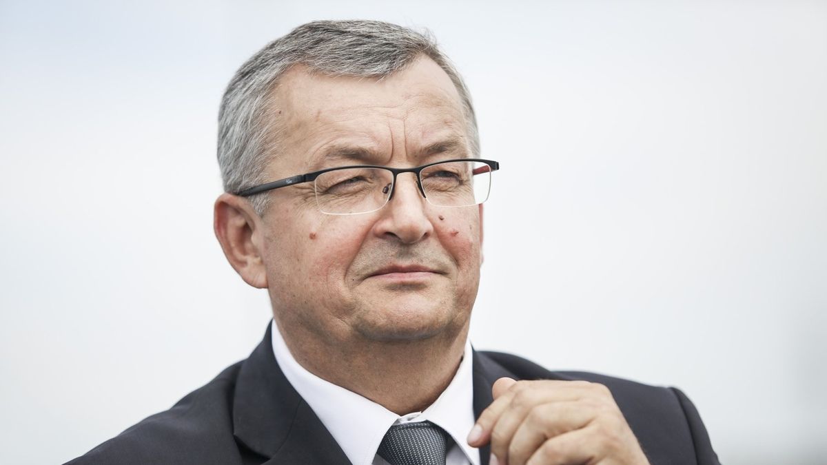 Andrzej Adamczyk powiedział, że inwestycje drogowe będą rozłożone rónomiernie, nie będzie gorszych i lepszych regionów.