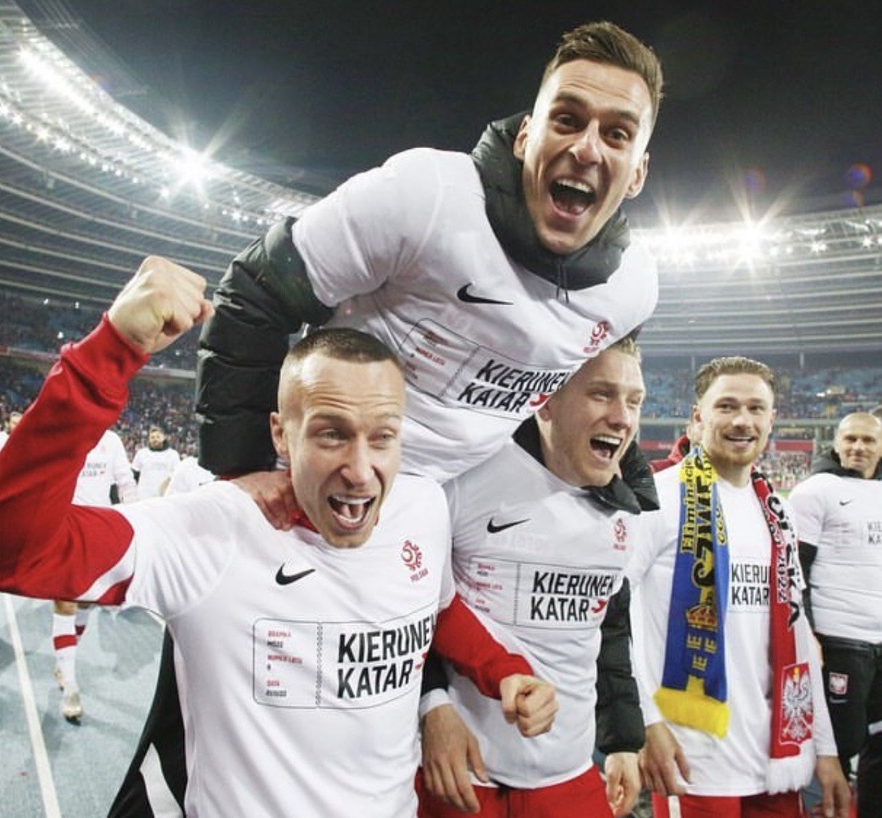 Arkadiusz Milik pokazał zdjęcie z szatni. Anna Lewandowska skomentowała je w wymowny s