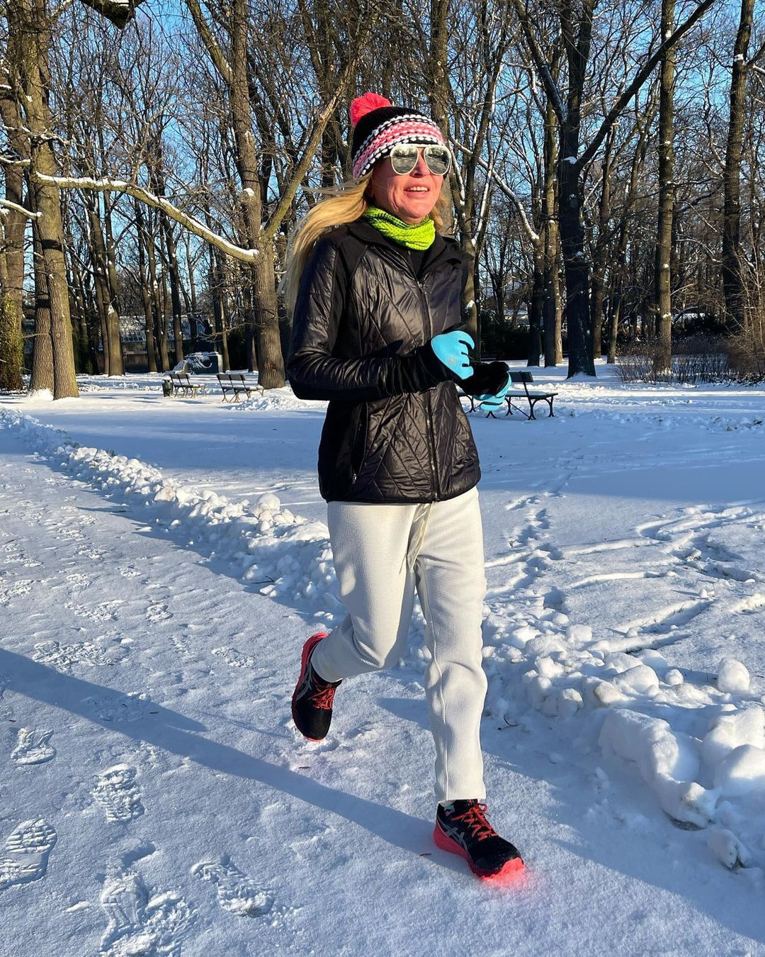 Monika Olejnik ćwiczy na mrozie