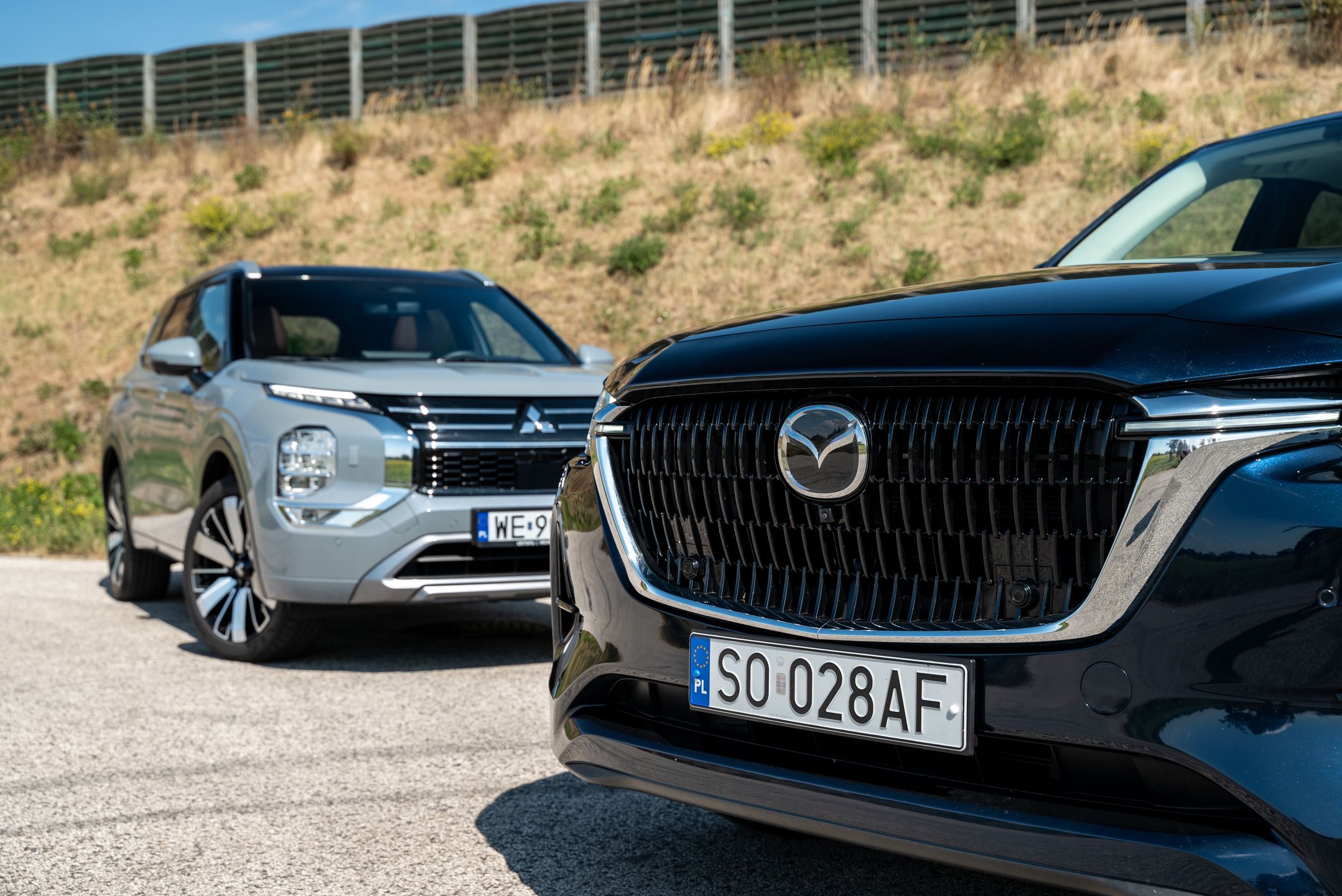 Mitsubishi Outlander PHEV vs. Mazda CX-60 e-SKYACTIV D