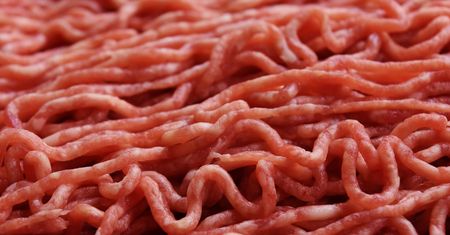 GIS wycofał kolejny produkt ze sklepów. Uwaga na mięso z indyka