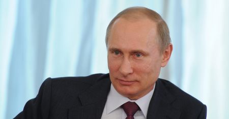 Putin podniósł sobie pensję, bo zarabiał za mało