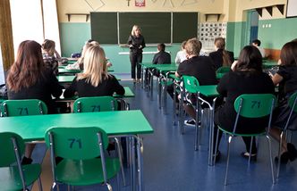Sejmowe komisje za likwidacją tzw. godzin karcianych nauczycieli