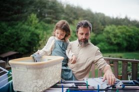 Jak domowe obowiązki wpłyną na dorosłe życie dziecka?