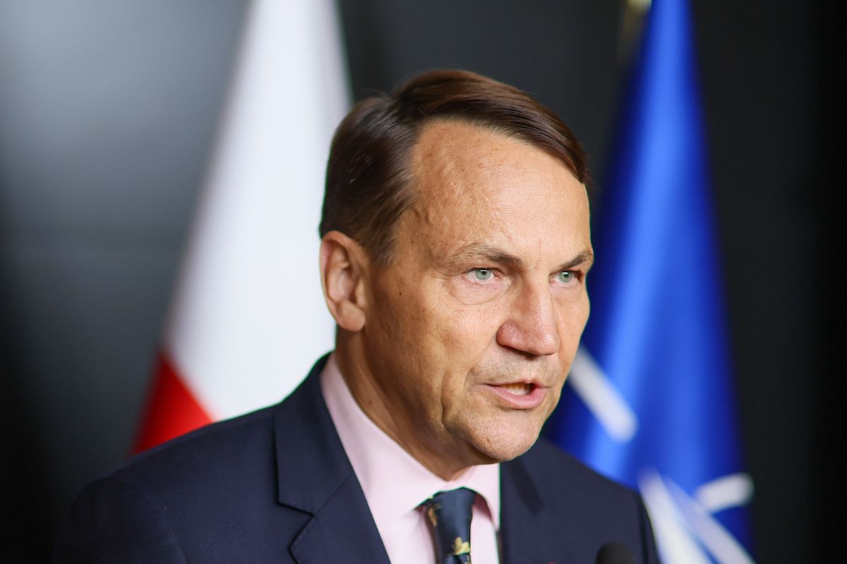 Sikorski komentuje rosyjskie drony nad Polską. "Padła komenda strzelać"