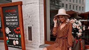 Atrakcyjna blondynka w ciąży z zawodnikiem RB Lipsk. Zobacz Katję Kuehne