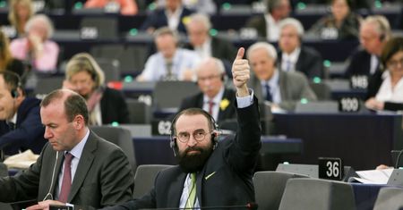 Posłowie Lewicy pytają o udział polskich polityków w brukselskich orgiach