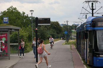 Kraków: Brutalny atak młotkiem w tramwaju. Znamy szczegóły. Sprawca zatrzymany