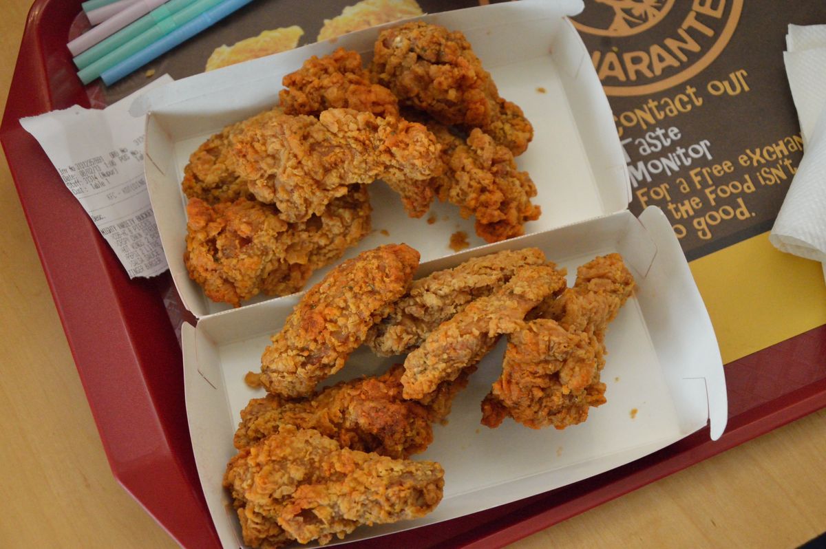 Uwielbiasz kurczaka z KFC? Jamie Oliver pokazuje, jak przyrządzić go samemu