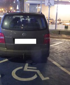 Katowice. Fatalne nawyki kierowców. Tysiące mandatów za złe parkowanie