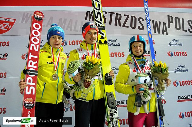 Adam Ruda (pierwszy od prawej) na podium Mistrzostw Polski