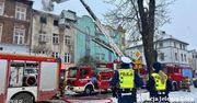 Policjanci ruszyli na ratunek. Szybka ewakuacja uratowała mieszkańców przed pożarem