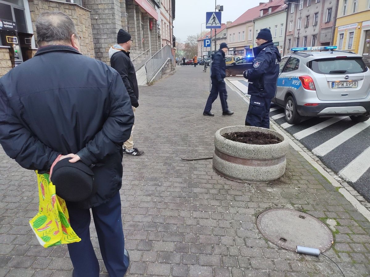 policja, wałcz