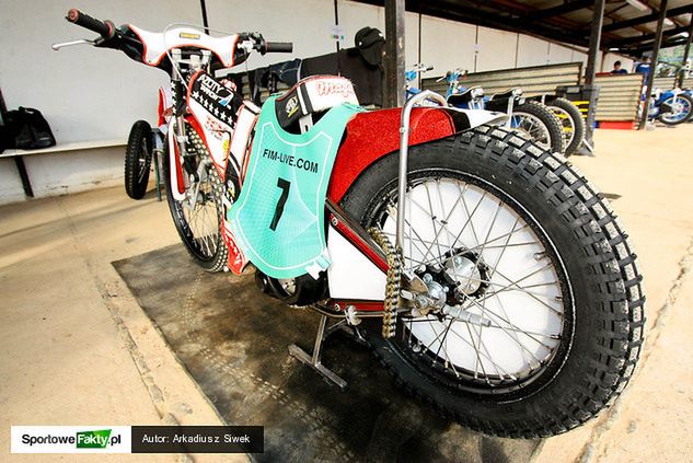 Maciej Janowski na sezon przygotowuje pięć kompletnych motocykli oraz dodatkowych pięć silników.