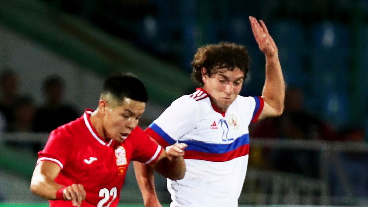 PAP/EPA / IGOR KOVALENKO  / Na zdjęciu: Alimardon Szukurow i Aleksandr Kowalenko 