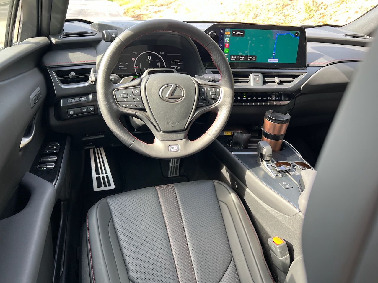 Lexus UX 300h