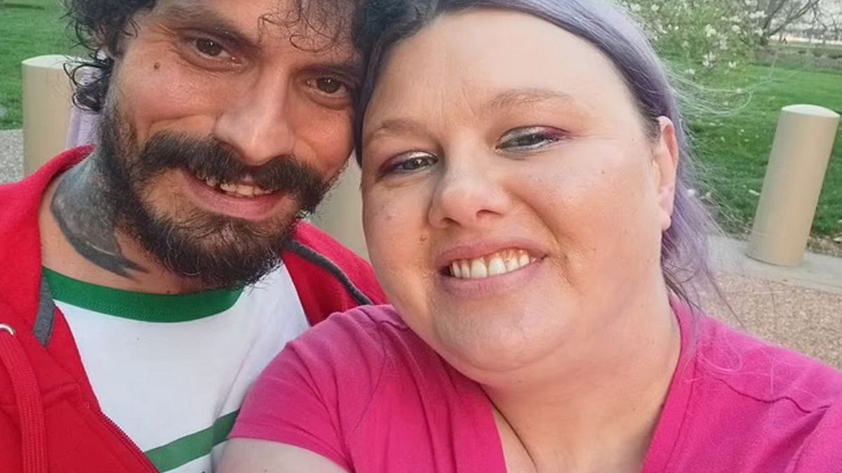 39-letni Christopher Andrighetti ukrywał przed 36-letnią Nicole, swoją żoną, że ma romans 