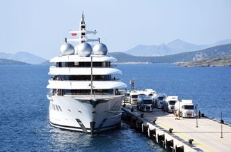 Superjacht zatrzymany na Fidżi. Policja ustala, czy należy do rosyjskiego oligarchy