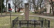 Pomnik upamiętniający nauczycieli ziemi płockiej poddany zostanie renowacji