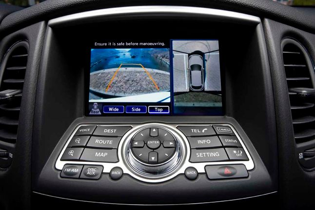 System kamer w samochodzie Infiniti EX