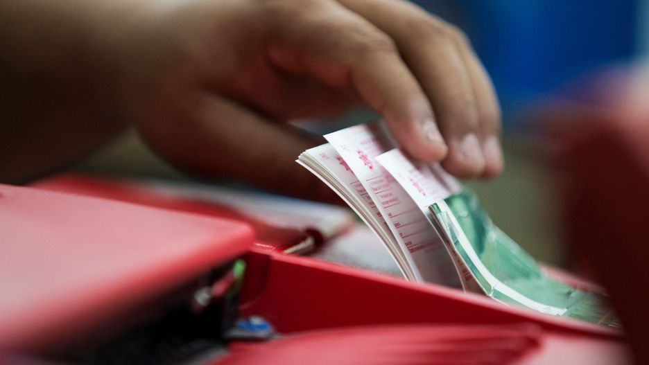 Niemcy. Przez 6 tygodni nosiła w torebce kupon na 33 mln euro 