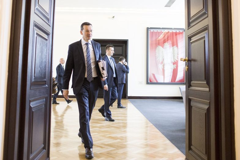 Premier Morawiecki ma powody do zadowolenia.