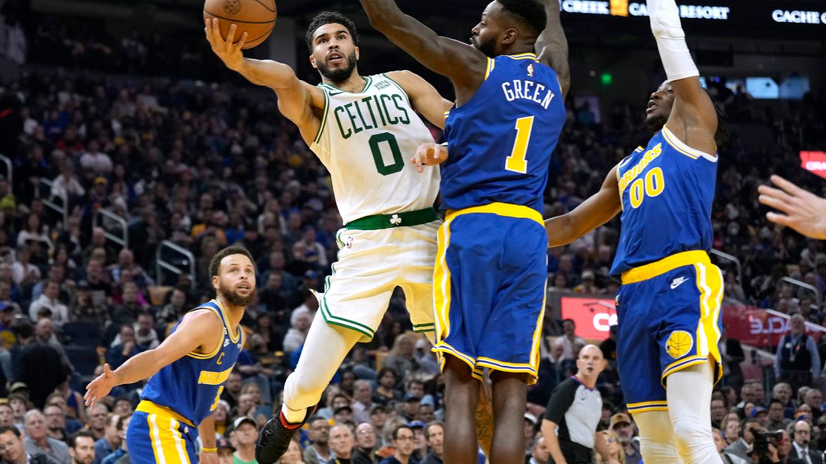 Zdjęcie okładkowe artykułu: Getty Images / Thearon W. Henderson / Jayson Tatum w akcji