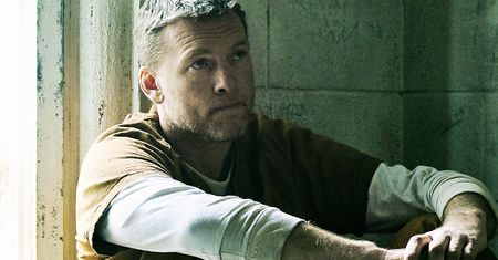 "Chłam na sterydach", ale to nr 1 Netfliksa