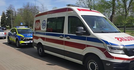 Chodzieska Policja szkoli z samoobrony ratowników medycznych